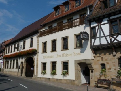 Фото: Weinkastell Zum weissen Ross