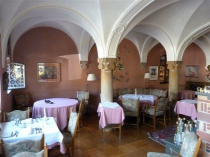 Фото: Weinkastell Zum weissen Ross